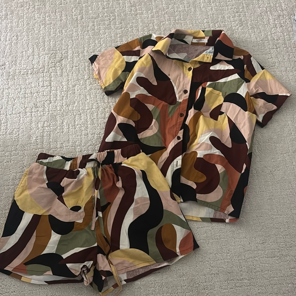 Peppermayo Abstract Set